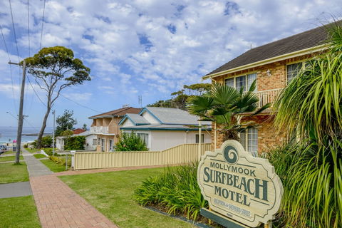 Mollymook Surfbeach Motel And Apartments - Phillip Island Accommodation 0