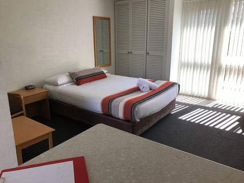 Alloggio Bathurst Apartments - Phillip Island Accommodation 2