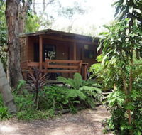 Samurai Beach Bungalows Port Stephens YHA - Phillip Island Accommodation