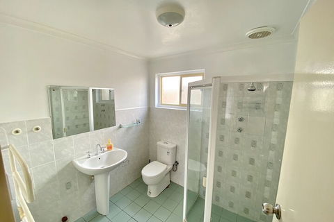 Esplanade Apartments At West Beach - Phillip Island Accommodation 2