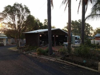 Oasis Motel Peak Hill - Phillip Island Accommodation 3