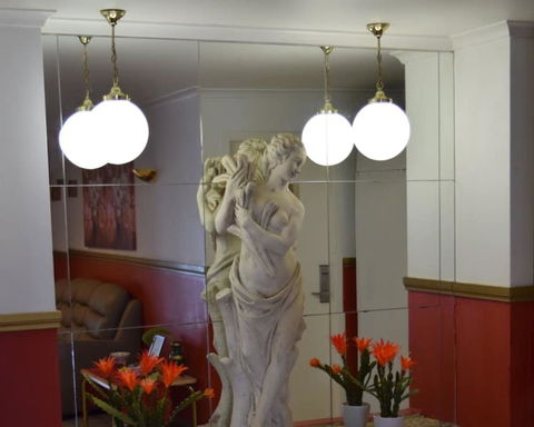 Golden Age Motor Inn Queanbeyan - Phillip Island Accommodation 6