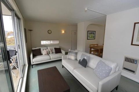 Bobuck 3B - Phillip Island Accommodation 2