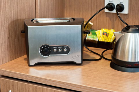 Colonial Terrace Motor Inn - Phillip Island Accommodation 3