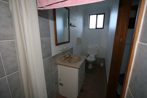 Chalet Jindabyne - Phillip Island Accommodation 7