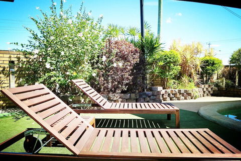 Mackay Motor Inn - Phillip Island Accommodation 2