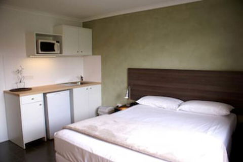 Mackay Motor Inn - Phillip Island Accommodation 0