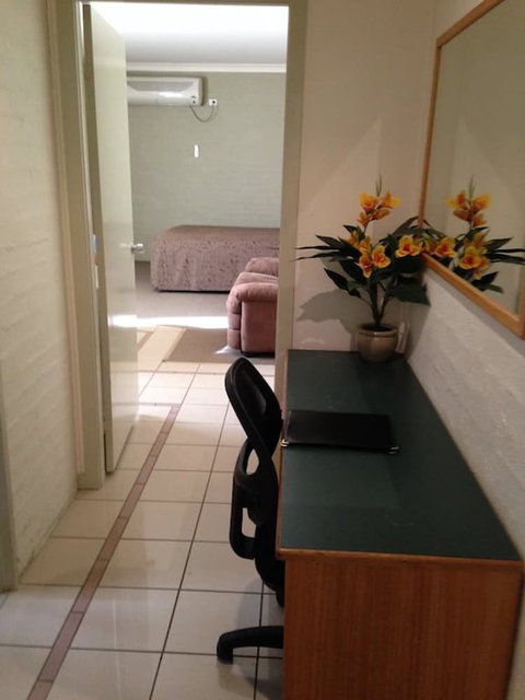 Francis Phillip Motor Inn - Phillip Island Accommodation 6