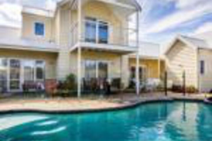 Aspendale VIC Phillip Island Accommodation