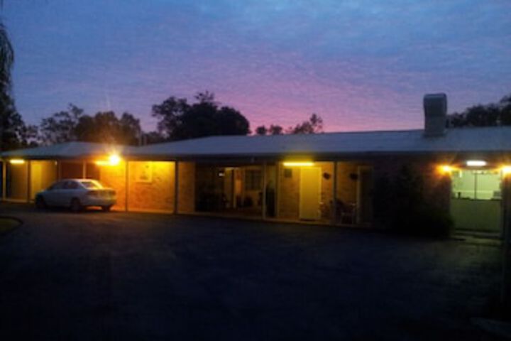 Charleville QLD Phillip Island Accommodation