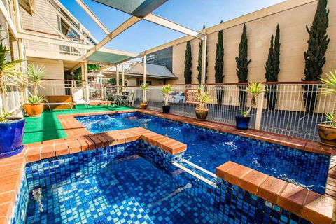 MAS Country Riverboat Lodge Motor Inn - Phillip Island Accommodation 2