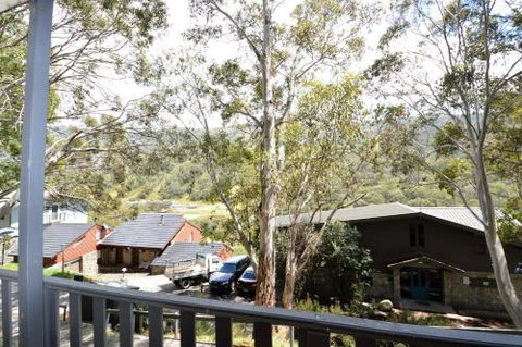 Karas 10 - Phillip Island Accommodation 3