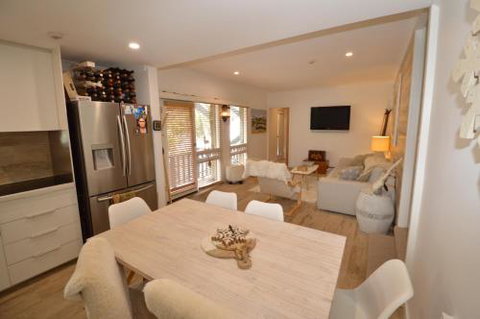Karas 10 - Phillip Island Accommodation 5