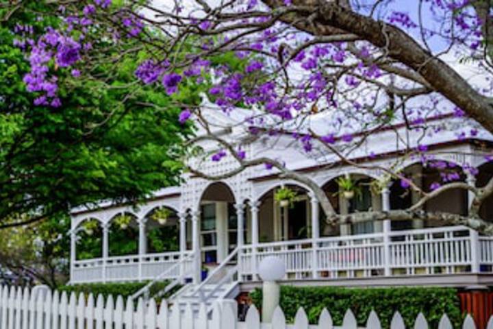 Aratula Primary QLD Phillip Island Accommodation