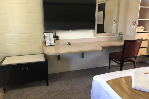 Inland Oasis Motel - Phillip Island Accommodation 2