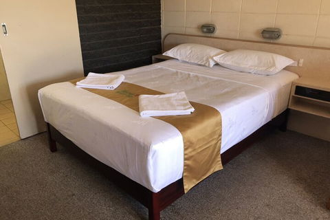 Inland Oasis Motel - Phillip Island Accommodation 5