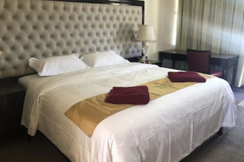 Inland Oasis Motel - Phillip Island Accommodation 0