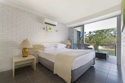 Jacaranda Noosa - Phillip Island Accommodation 2