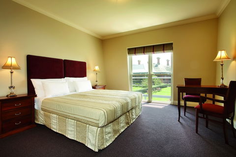 Cleveland Winery - Phillip Island Accommodation 5