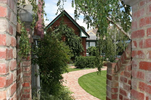 Cleveland Winery - Phillip Island Accommodation 2