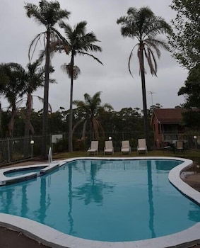Tabourie Lake Motel - Phillip Island Accommodation 0