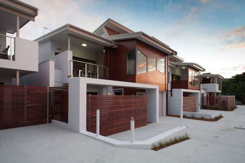 Albany Waves - Phillip Island Accommodation 2