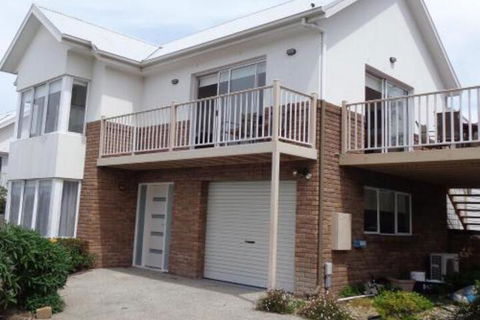 Chapman Street Townhouse Bellerive HobartTasmania - Phillip Island Accommodation 6