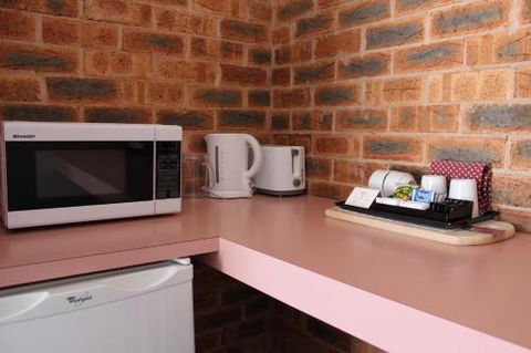 Lydoun Motel - Phillip Island Accommodation 3