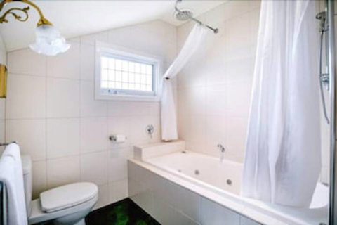 Mornington Bed And Breakfast - Phillip Island Accommodation 4