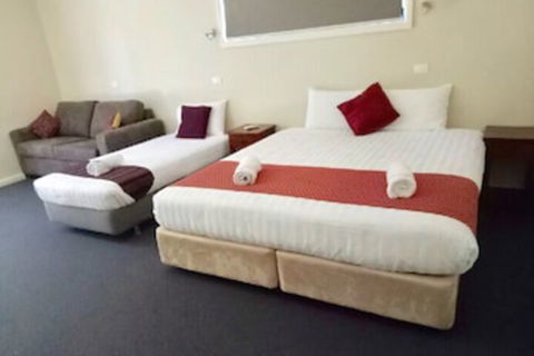 Hillview Farmstay - Phillip Island Accommodation 6