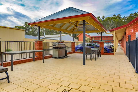 Murray Waters Motor Inn & Apartments - Phillip Island Accommodation 2
