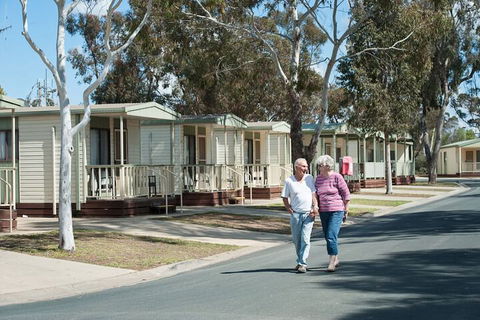 NRMA Echuca Holiday Park - Phillip Island Accommodation 1