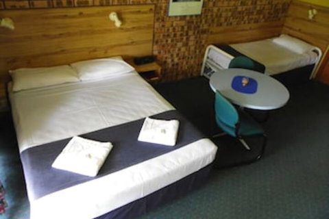 Surfside Resort Motel - Phillip Island Accommodation 4