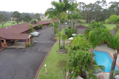 Surfside Resort Motel - Phillip Island Accommodation 1