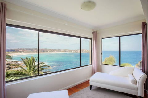 Ultimate Bondi Escape 2 - Phillip Island Accommodation 0