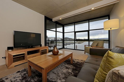 Accommodate Canberra - Dockside - Phillip Island Accommodation 2