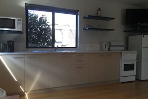 Anglesea Lodge - Phillip Island Accommodation 0