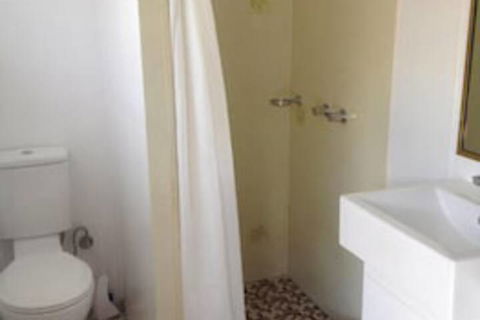 Anglesea Lodge - Phillip Island Accommodation 6