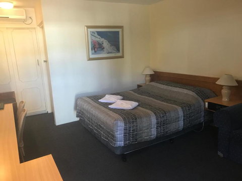 Gateway Motor Inn - Phillip Island Accommodation 5