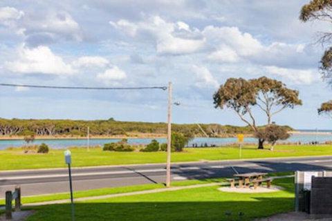 Anglesea River Apartments - Phillip Island Accommodation 0