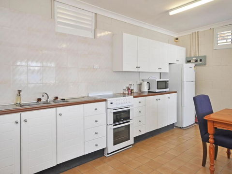 The Studio On The Lake At Fishing Point Lake Macquarie Honestly Put The Line In & Catch Fish - Phillip Island Accommodation 4