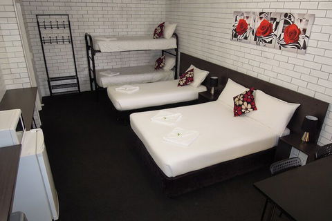 Jackaroo Apartments - Phillip Island Accommodation 1
