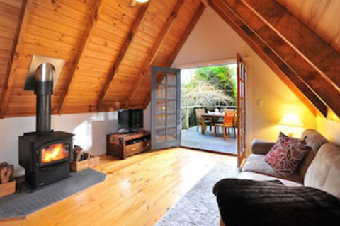 Santosa Cottage - Phillip Island Accommodation 0
