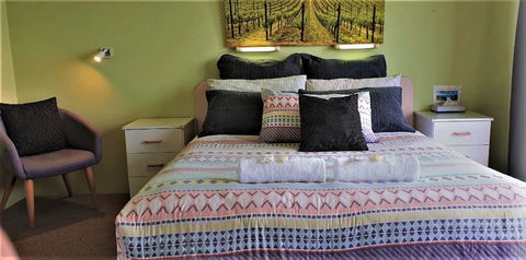 Mollymook Ocean View Motel Reward Long Stays - Over 18's Only - Phillip Island Accommodation 1