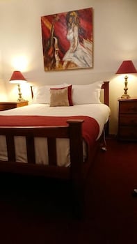 Empire Hotel Deloraine - Phillip Island Accommodation 6