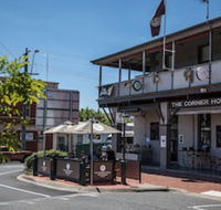 Corner Hotel Alexandra - Phillip Island Accommodation