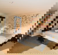 The Roozen Residence - Phillip Island Accommodation