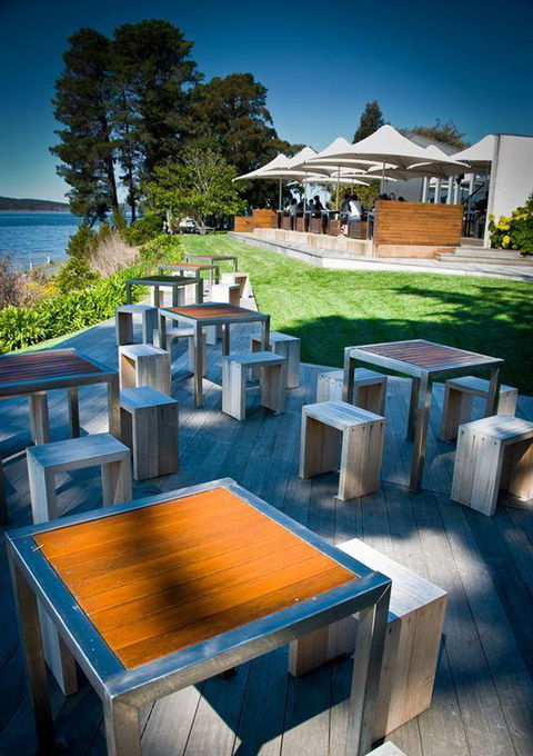 Peppermint Bay - Bar, Dining And Terrace - Phillip Island Accommodation 0