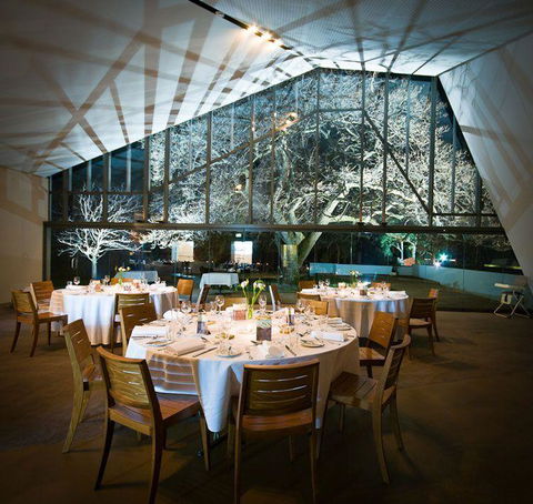 Peppermint Bay - Bar, Dining And Terrace - Phillip Island Accommodation 2