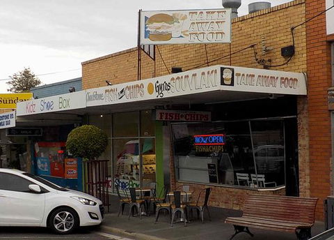 Chomps Seafood - Phillip Island Accommodation 0
